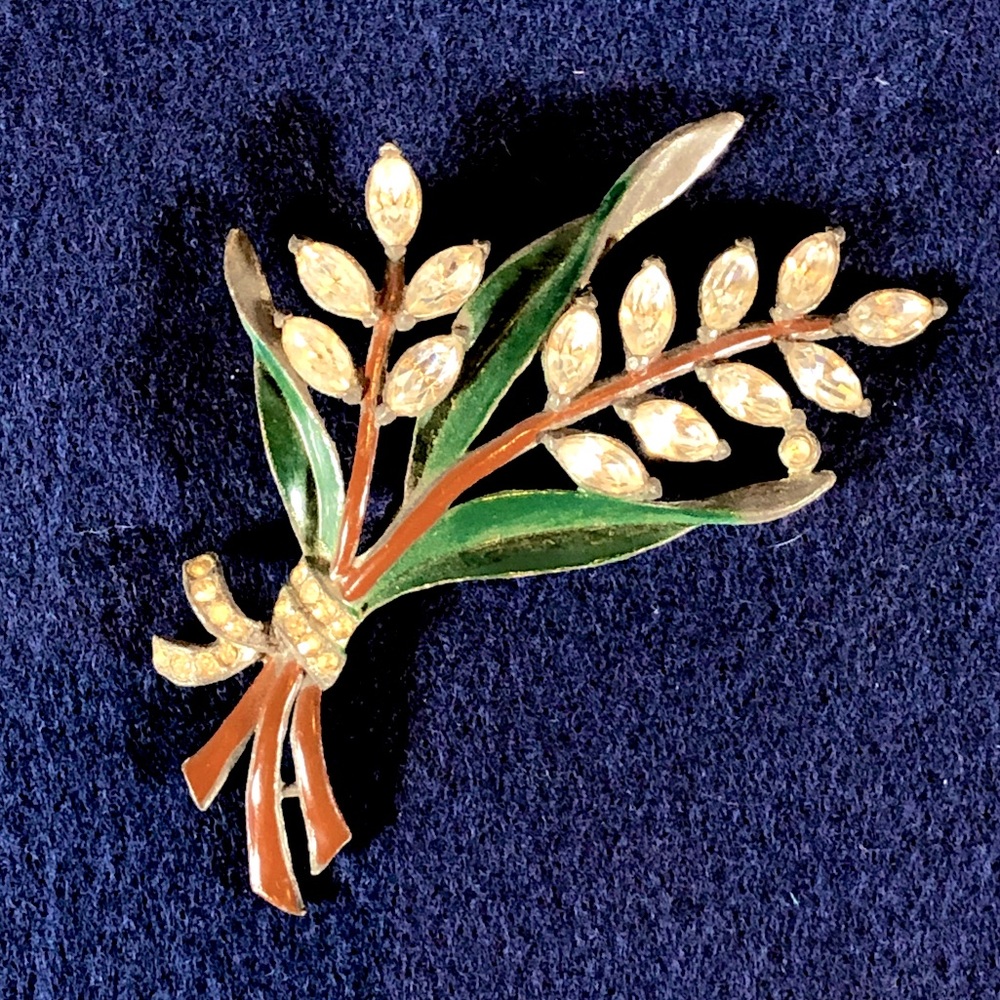 Coro style Flower Brooch c. 1930-40s